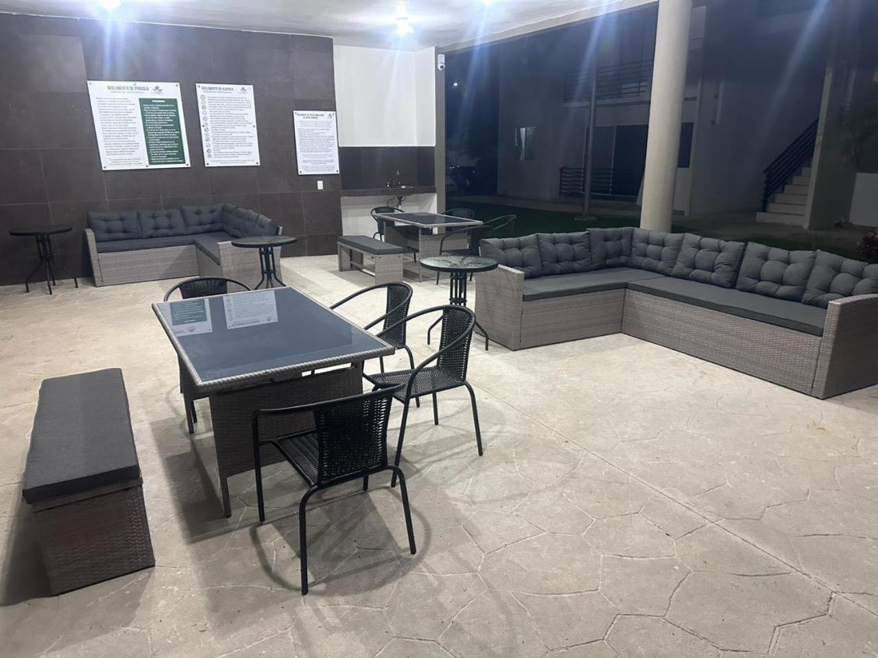 Vive Tus Vacaciones, Depa Nuevo Playa Del Carmenアパートメント エクステリア 写真